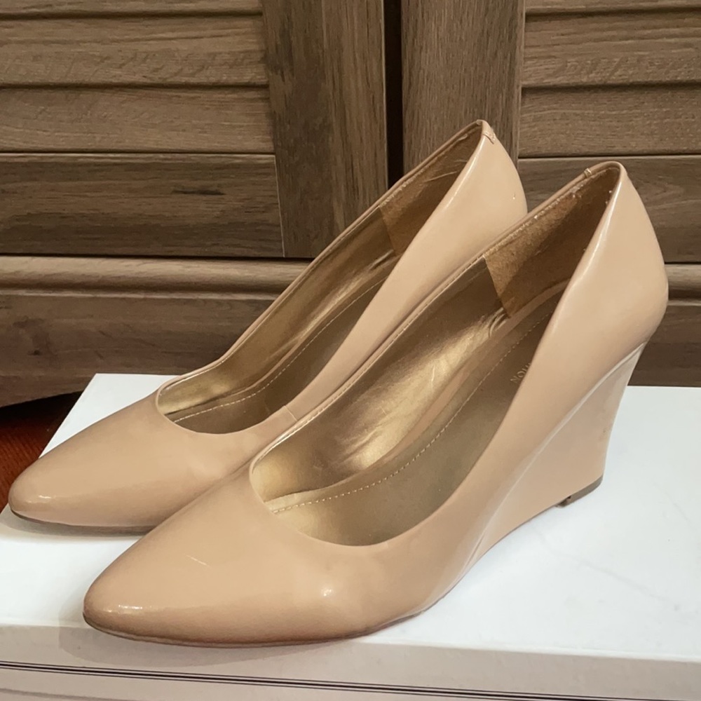 BCBGeneration Nude Wedge Heels